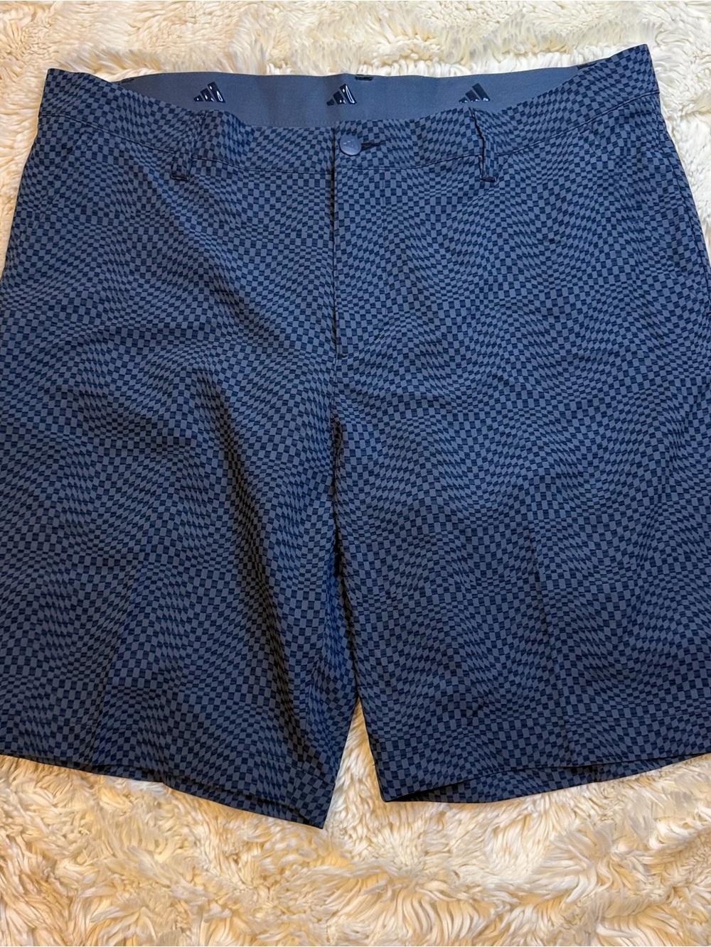 adidas Men's 36” waist Navy Checkerboard golf Shorts no liner 9” inseam